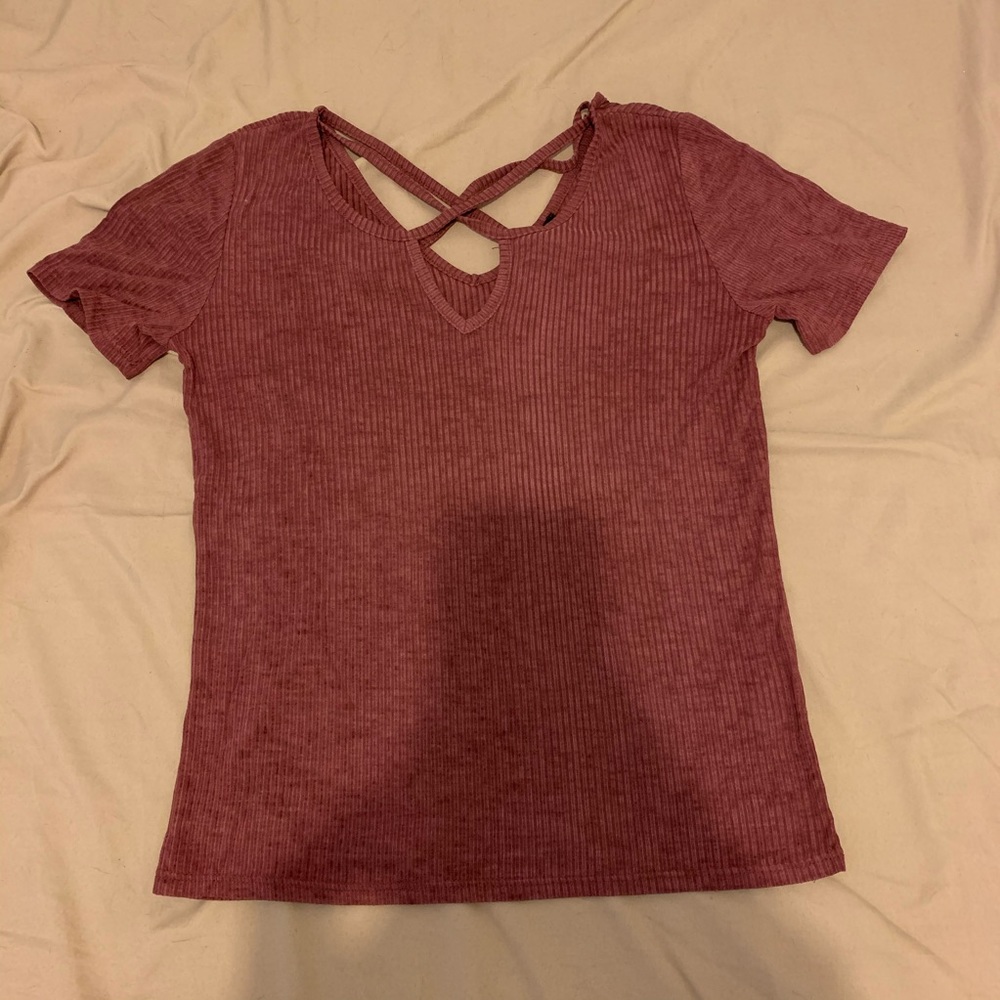 Cross Front & Back Strappy Ribbed Tee Size Small - Picture 5 of 8